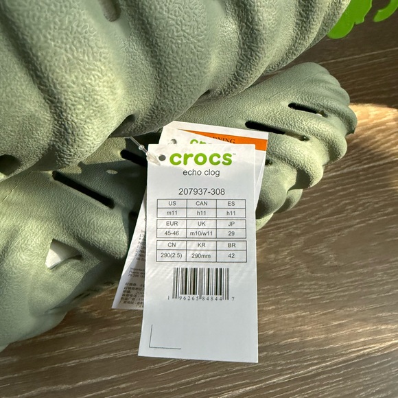 crocs echo clogs - Picture 6 of 6